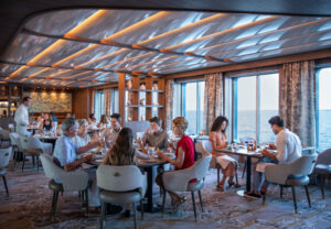 Seaside restaurant a bordo do Celebrity Flora, Celebrity Cruises