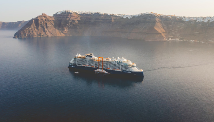 Celebrity Apex navegando pelo mediterrâneo, Celebrity Cruises
